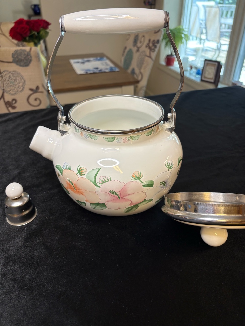 Kamenstein Teapot / White Enameled Steel/ Floral Pattern - Picture 6 of 10